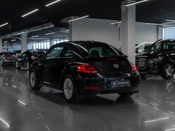 Volkswagen Beetle II (A5) с пробегом 2014 года, цена 2 150 000 рублей, 105984 км, хэтчбек, Автокод Объявления