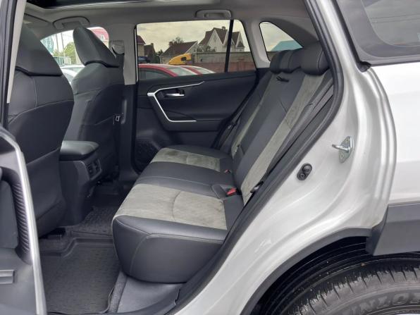 Toyota RAV4 V (XA50) с пробегом 2024 года, цена 3 499 900 рублей, 14445 км, внедорожник, Автокод Объявления