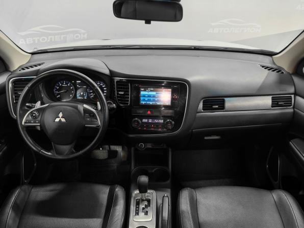 Mitsubishi Outlander III с пробегом 2012 года, цена 1 279 000 рублей, 214521 км, внедорожник, Автокод Объявления