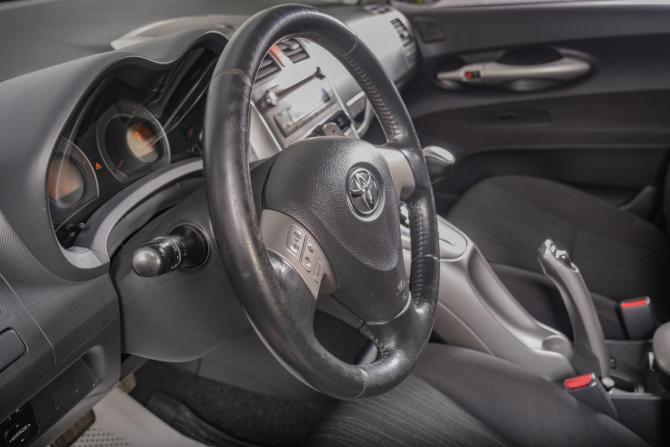 Toyota Auris I с пробегом 2007 года, цена 699 000 рублей, 198000 км, хэтчбек, Автокод Объявления