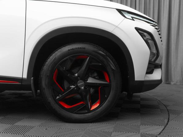 Omoda C5 I с пробегом 2022 года, цена 1 840 000 рублей, 32672 км, внедорожник, Автокод Объявления