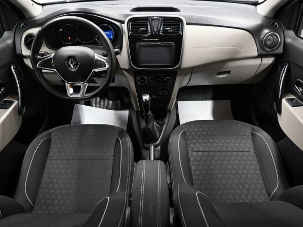 Renault Logan II Рестайлинг с пробегом 2018 года, цена 1 245 000 рублей, 34470 км, седан, Автокод Объявления