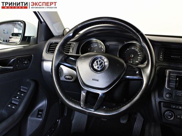Volkswagen Jetta VI Рестайлинг с пробегом 2016 года, цена 1 197 000 рублей, 219413 км, седан, Автокод Объявления