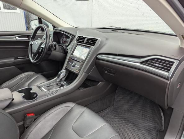 Ford Mondeo V с пробегом 2018 года, цена 1 587 000 рублей, 140481 км, универсал, Автокод Объявления