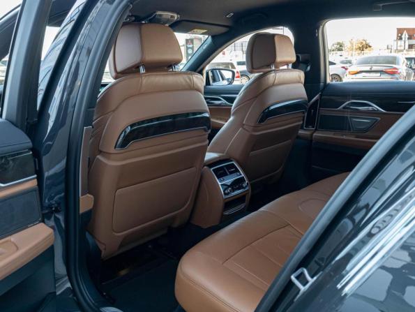 BMW 7 серии VI (G11/G12) Рестайлинг с пробегом 2021 года, цена 5 850 000 рублей, 68375 км, седан, Автокод Объявления