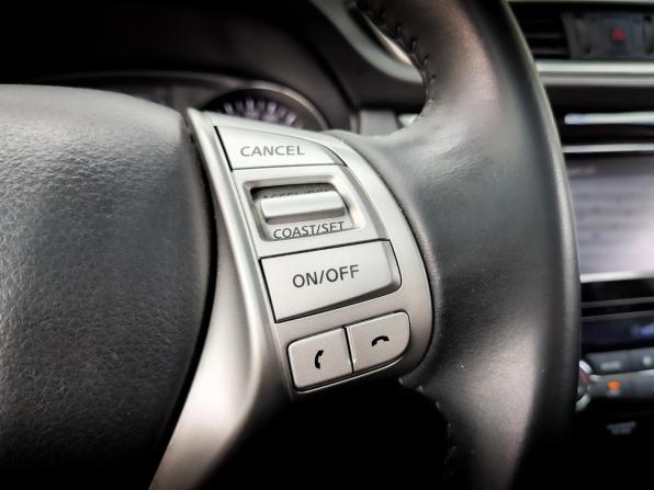 Nissan Qashqai II с пробегом 2015 года, цена 1 685 000 рублей, 110446 км, внедорожник, Автокод Объявления