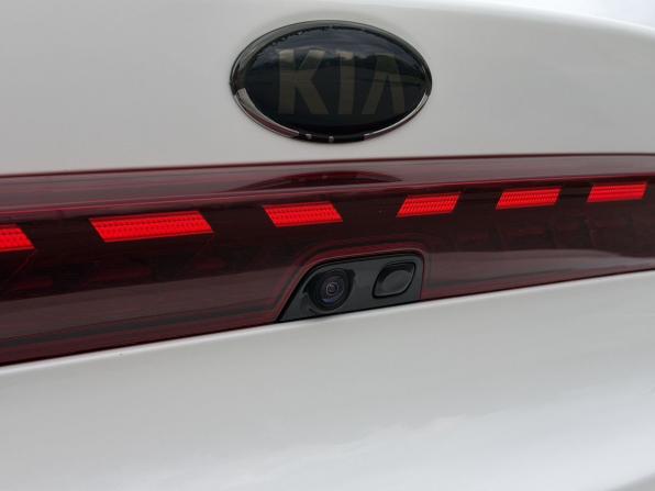 Kia K5 III с пробегом 2021 года, цена 2 150 000 рублей, 134637 км, седан, Автокод Объявления