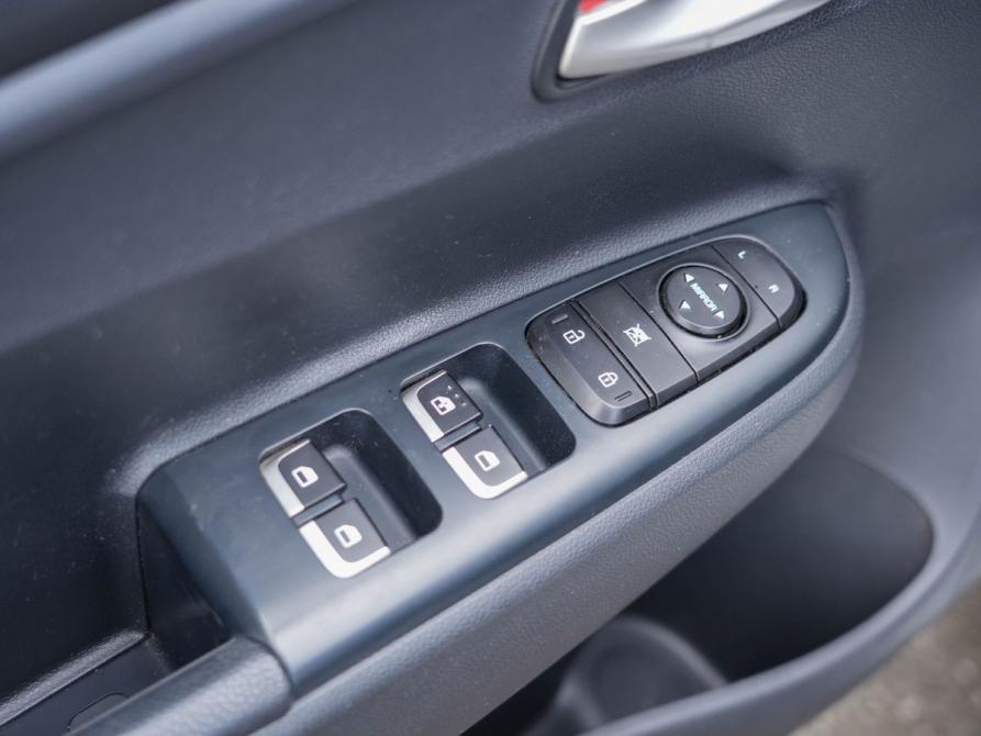 Kia Rio IV Новосибирск  - изображение 12