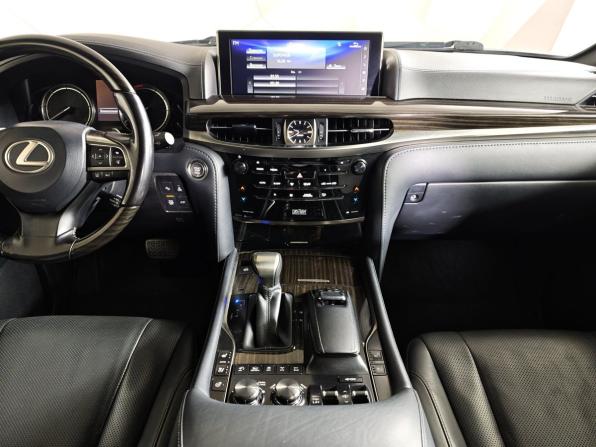 Lexus LX III Рестайлинг 2 с пробегом 2021 года, цена 8 990 000 рублей, 130026 км, внедорожник, Автокод Объявления