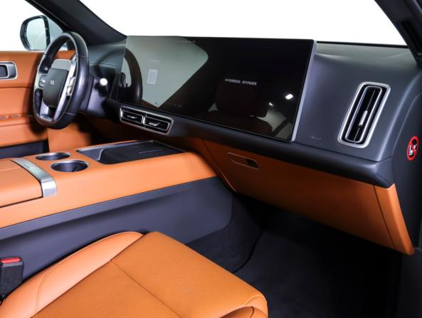 Li Auto (Lixiang) L7 I с пробегом 2023 года, цена 6 390 000 рублей, 23769 км, внедорожник, Автокод Объявления