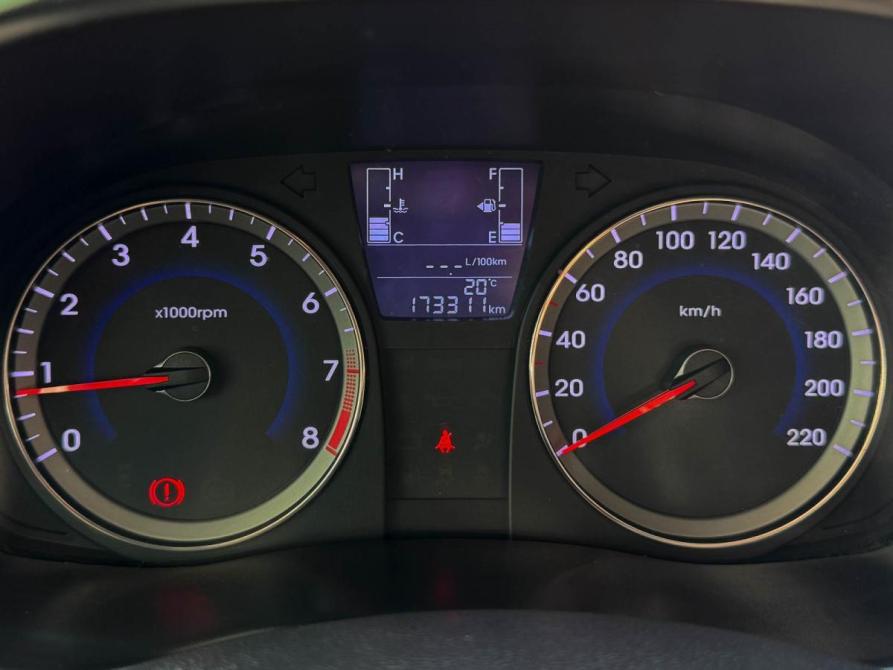 Hyundai Solaris I Рестайлинг Кропоткин  - изображение 15