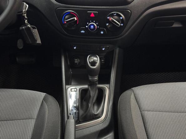 Hyundai Solaris II с пробегом 2019 года, цена 1 595 000 рублей, 32220 км, седан, Автокод Объявления