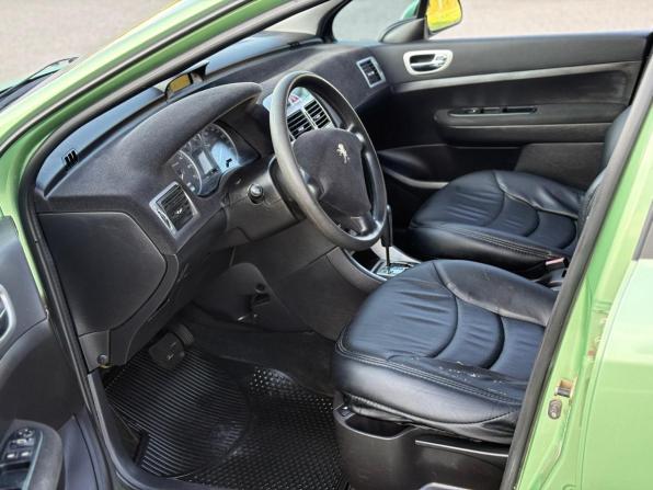 Peugeot 307 I с пробегом 2004 года, цена 240 000 рублей, 143539 км, хэтчбек, Автокод Объявления
