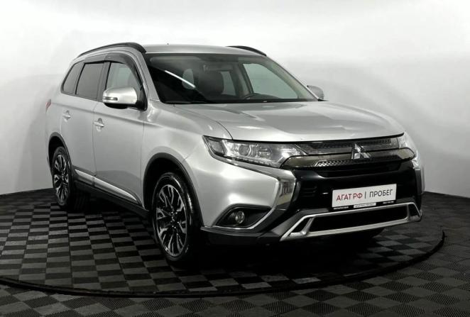 Mitsubishi Outlander III Рестайлинг 3 с пробегом 2021 года, цена 2 255 000 рублей, 141983 км, внедорожник, Автокод Объявления