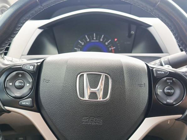 Honda Civic IX с пробегом 2012 года, цена 1 040 000 рублей, 221550 км, седан, Автокод Объявления