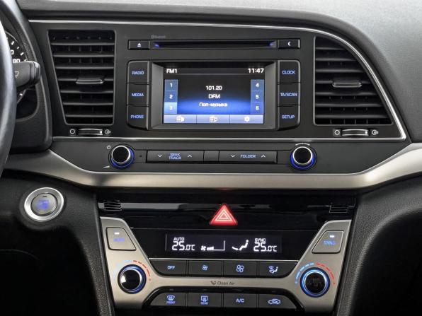 Hyundai Elantra VI (AD) с пробегом 2017 года, цена 1 800 000 рублей, 48300 км, седан, Автокод Объявления