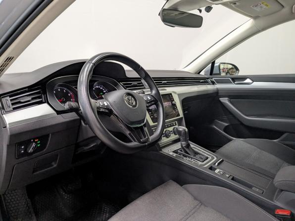 Volkswagen Passat B8 с пробегом 2019 года, цена 2 355 000 рублей, 78797 км, универсал, Автокод Объявления