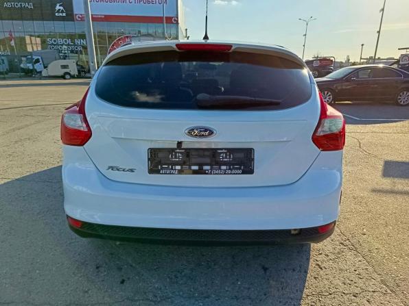 Ford Focus III Рестайлинг с пробегом 2015 года, цена 749 995 рублей, 145052 км, седан, Автокод Объявления
