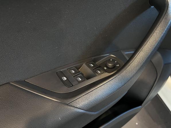 Skoda Karoq I с пробегом 2020 года, цена 2 718 000 рублей, 74618 км, внедорожник, Автокод Объявления