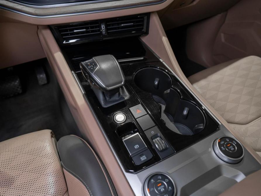 Volkswagen Touareg III Москва  - изображение 15