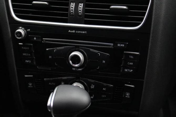 Audi A4 IV (B8) Рестайлинг с пробегом 2013 года, цена 1 345 170 рублей, 172892 км, седан, Автокод Объявления