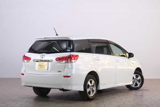 Toyota Wish II с пробегом 2009 года, цена 1 439 000 рублей, 110000 км, минивэн, Автокод Объявления