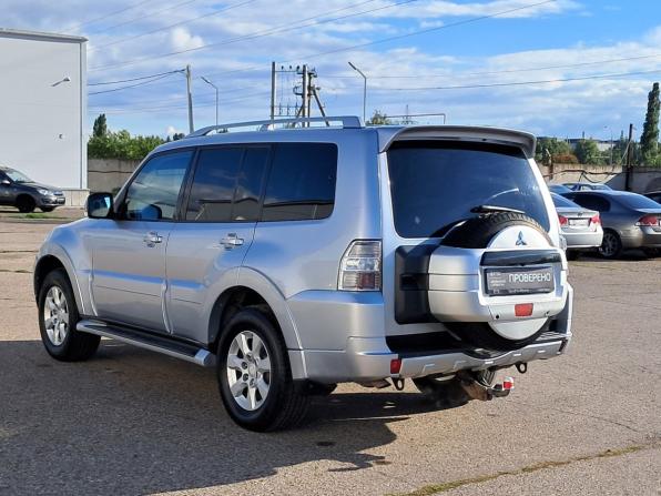 Mitsubishi Pajero IV с пробегом 2010 года, цена 1 460 000 рублей, 488986 км, внедорожник, Автокод Объявления