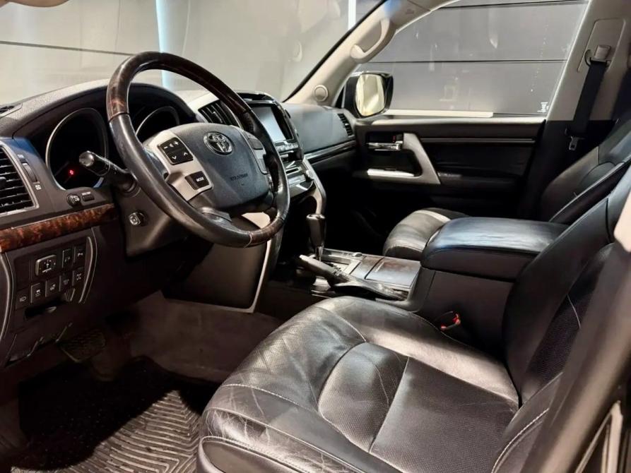 Toyota Land Cruiser 200 Series Рестайлинг 1 Новосибирск  - изображение 17