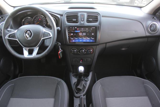 Renault Logan II Рестайлинг с пробегом 2022 года, цена 1 097 000 рублей, 164912 км, седан, Автокод Объявления