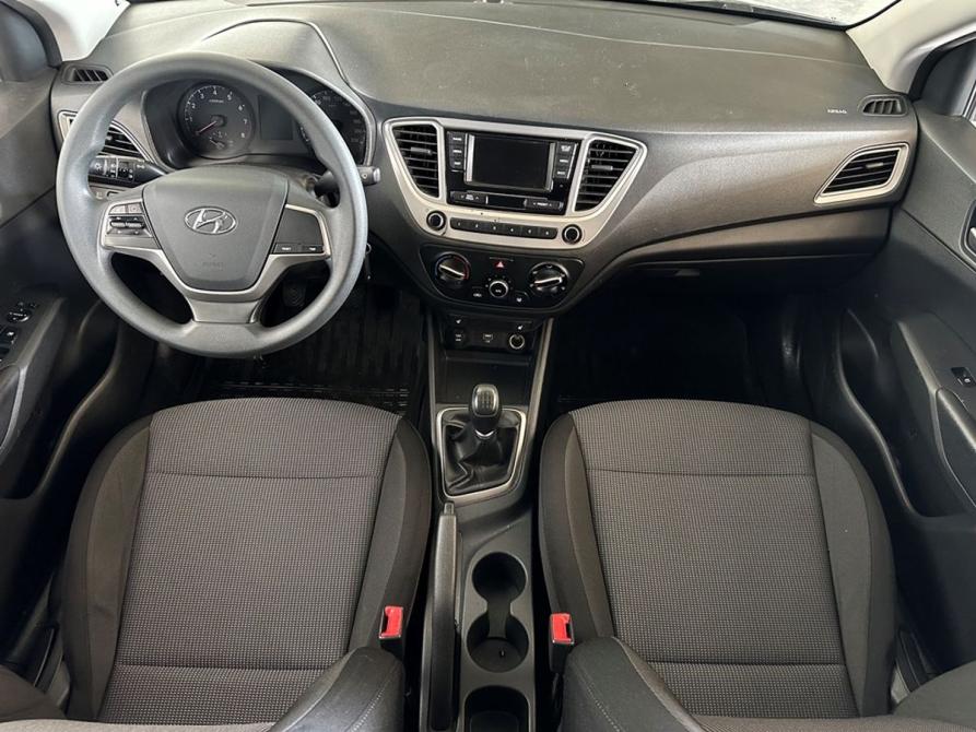 Hyundai Solaris II Москва  - изображение 9