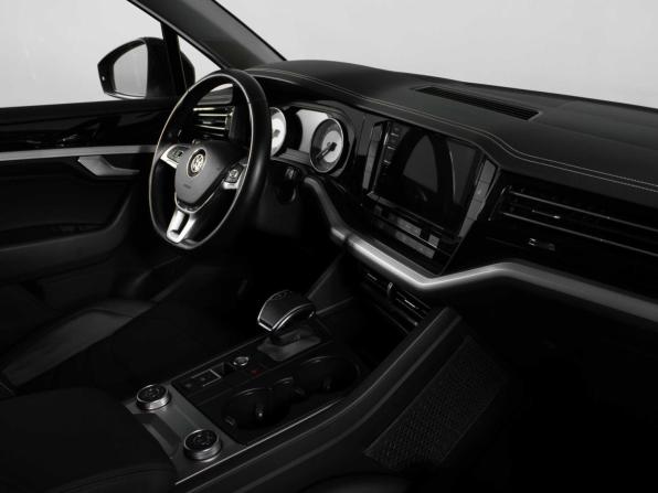 Volkswagen Touareg III с пробегом 2019 года, цена 5 430 000 рублей, 84060 км, внедорожник, Автокод Объявления