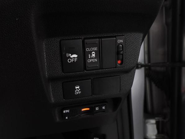 Honda Freed II с пробегом 2016 года, цена 1 590 000 рублей, 125929 км, компактвэн, Автокод Объявления