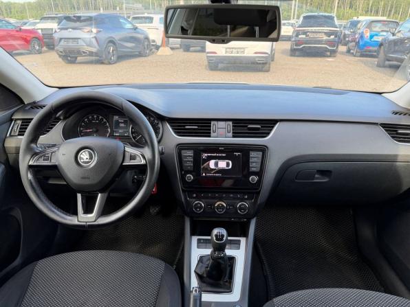 Skoda Octavia III (A7) с пробегом 2013 года, цена 795 000 рублей, 314000 км, лифтбек, Автокод Объявления