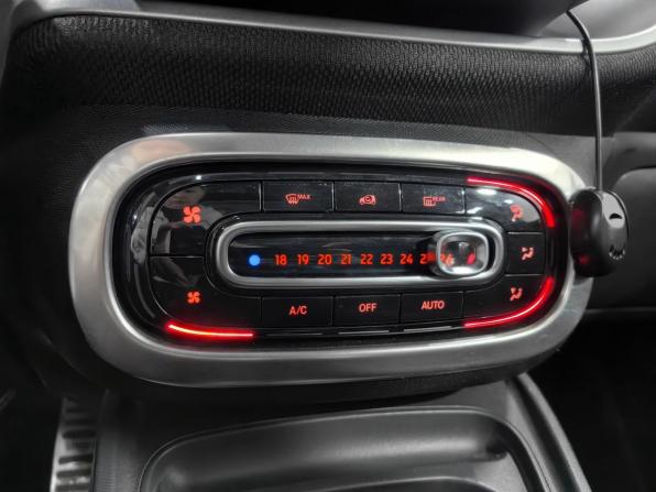 Smart Fortwo III с пробегом 2016 года, цена 1 165 000 рублей, 145000 км, хэтчбек, Автокод Объявления
