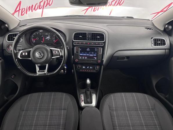 Volkswagen Polo V Рестайлинг с пробегом 2016 года, цена 1 265 000 рублей, 126868 км, седан, Автокод Объявления