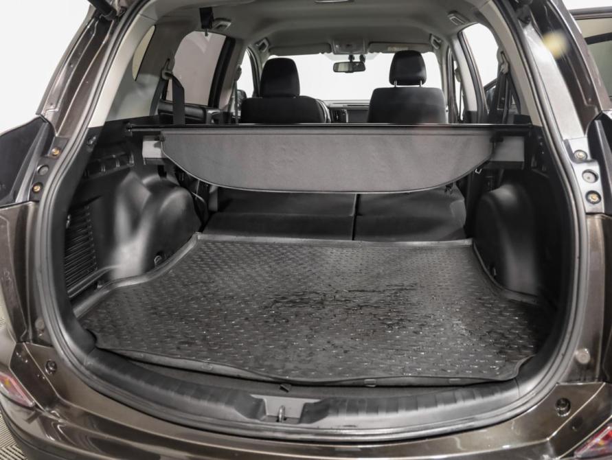 Toyota RAV4 IV (XA40) Рестайлинг Санкт-Петербург  - изображение 29