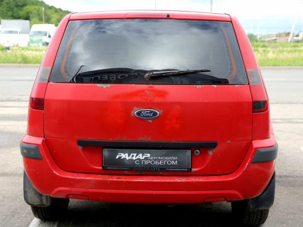 Ford Fusion I Рестайлинг с пробегом 2005 года, цена 229 000 рублей, 222500 км, хэтчбек, Автокод Объявления