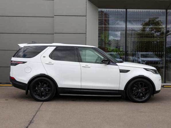 Land Rover Discovery V с пробегом 2018 года, цена 3 149 000 рублей, 118004 км, внедорожник, Автокод Объявления