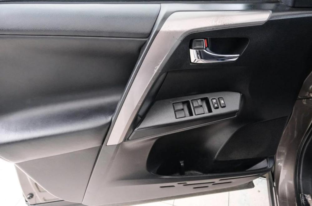 Toyota RAV4 IV (XA40) Рестайлинг Красноярск  - изображение 20