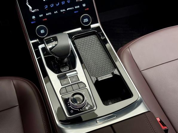 JETOUR X90+ с пробегом 2023 года, цена 3 099 000 рублей, 1125 км, внедорожник, Автокод Объявления