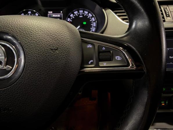 Skoda Octavia III (A7) с пробегом 2016 года, цена 1 349 000 рублей, 170000 км, лифтбек, Автокод Объявления