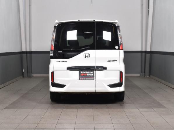 Honda Stepwgn V Рестайлинг с пробегом 2021 года, цена 2 794 995 рублей, 43534 км, минивэн, Автокод Объявления