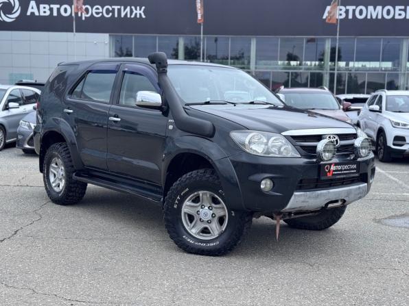 Toyota Fortuner I с пробегом 2006 года, цена 1 590 000 рублей, 304134 км, внедорожник, Автокод Объявления