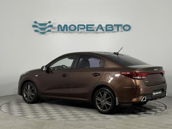 Kia Rio IV Рестайлинг с пробегом 2022 года, цена 1 250 000 рублей, 219264 км, седан, Автокод Объявления