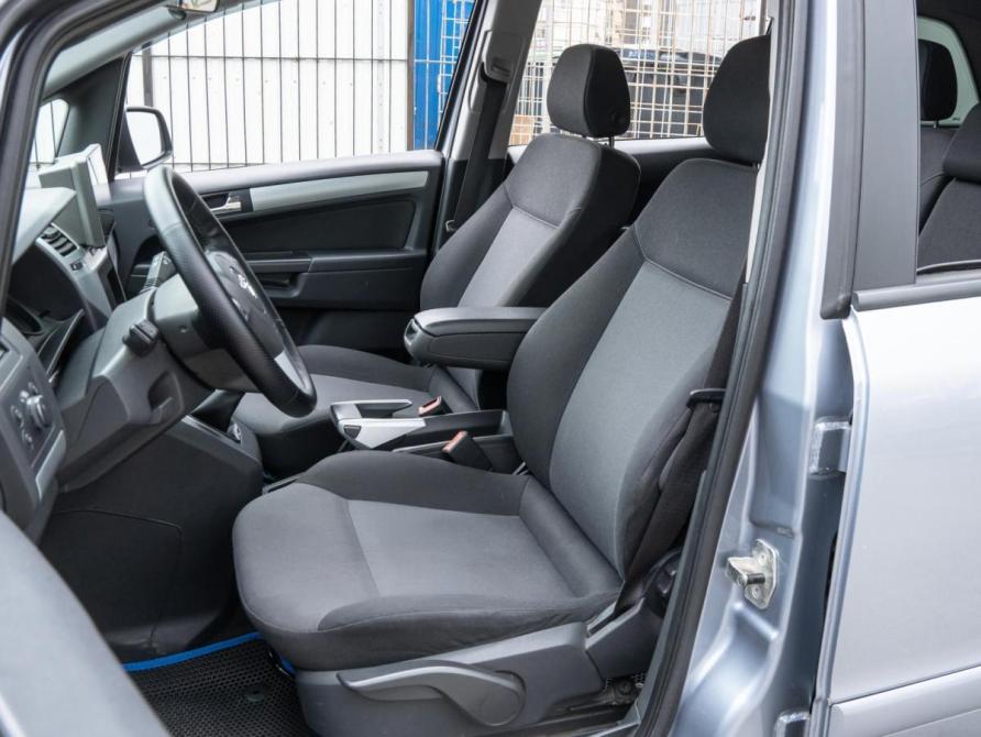 Opel Zafira B Рестайлинг Волгоград  - изображение 11