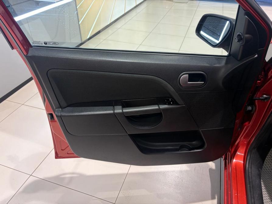 Ford Fiesta Mk5 Екатеринбург  - изображение 9