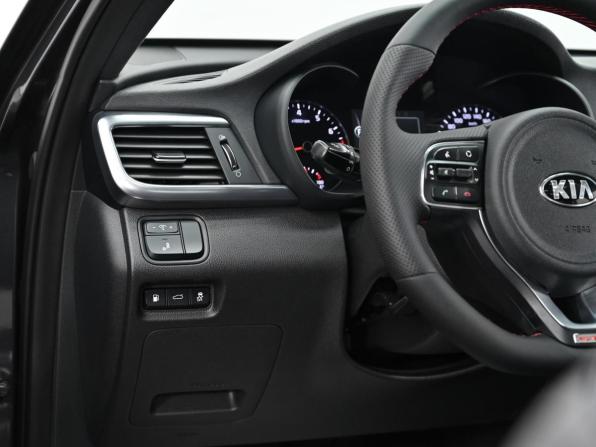 Kia Optima IV с пробегом 2017 года, цена 1 599 000 рублей, 168000 км, седан, Автокод Объявления
