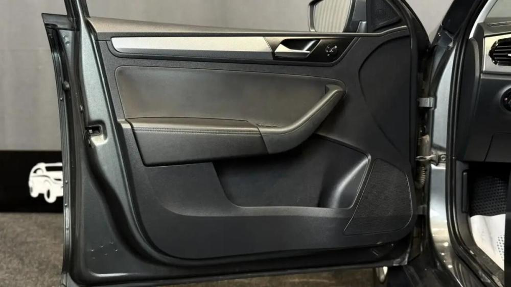 Toyota Corolla X (E140 E150) Смоленск  - изображение 11