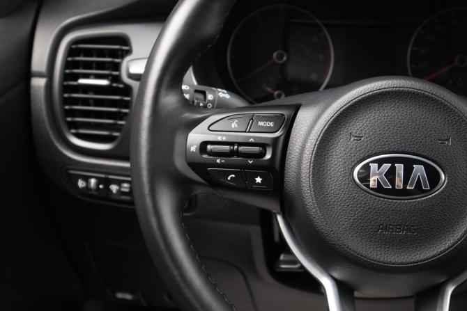 Kia Rio IV Рестайлинг с пробегом 2021 года, цена 2 099 000 рублей, 24280 км, седан, Автокод Объявления