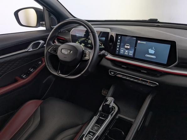 Geely Coolray I Рестайлинг с пробегом 2023 года, цена 1 995 000 рублей, 40300 км, внедорожник, Автокод Объявления
